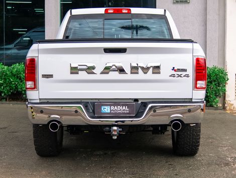 RAM CLASSIC LARAMIE 5.7 CD V8 4X4 Aut.