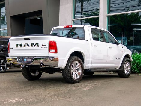 RAM CLASSIC LARAMIE 5.7 CD V8 4X4 Aut.