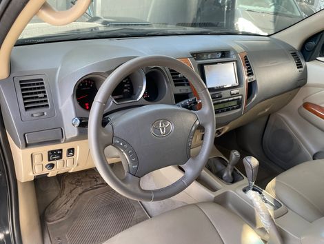 Toyota Hilux SW4 SRV D4-D 4x4 3.0 TDI Dies. Aut