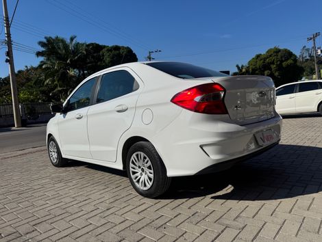Ford Ka 1.5 Sedan SE 12V Flex 4p Mec.
