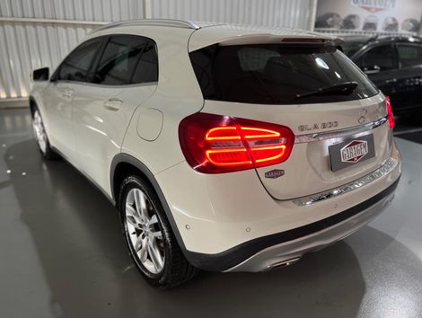 Mercedes GLA 200 Advance 1.6/1.6 TB 16V Flex Aut.