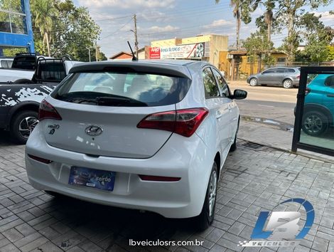 Hyundai 5 Anos 1.0 Flex 12V Mec.