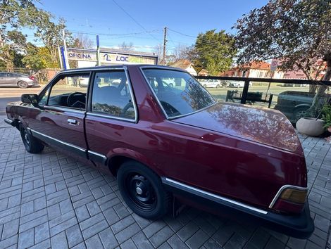 Ford Ghia 1.8 2p 
