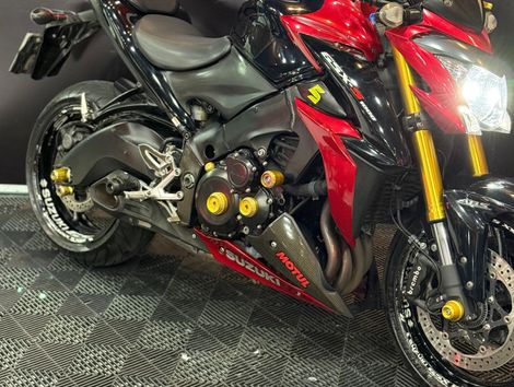 SUZUKI GSX-S 1000