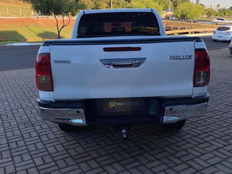 Toyota Hilux CD SR 4x4 2.8 TDI Diesel Aut.