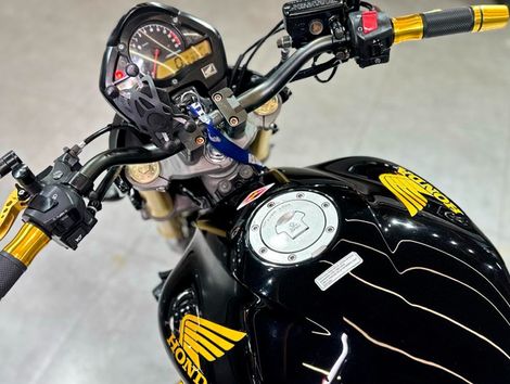 HONDA CB 600F HORNET