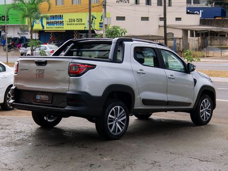 Fiat Strada Volcano 1.3 Flex 8V CD