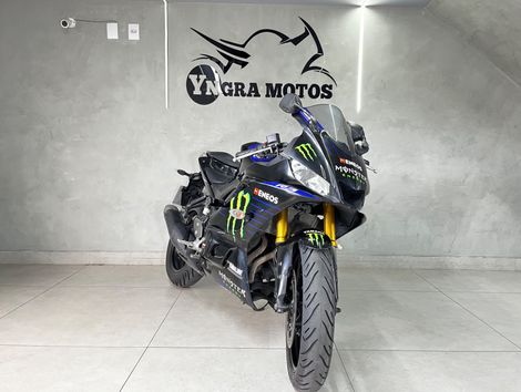 YAMAHA YZF R-3 321/ABS