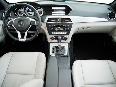 Mercedes C-250 CGI Sport 1.8 16V Aut.