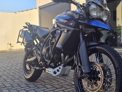 TRIUMPH TIGER 800 XCX
