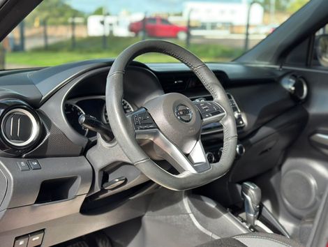 Nissan KICKS SV 1.6 16V FlexStar 5p Aut.
