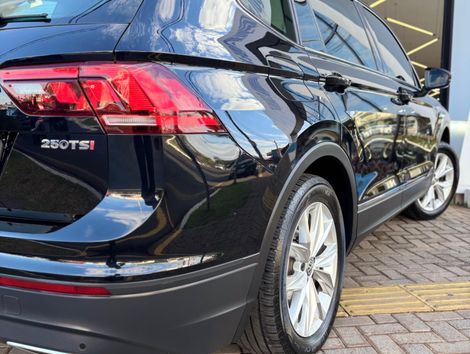 VolksWagen TIGUAN Allspac 250 TSI 1.4 Flex