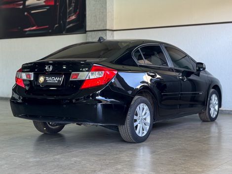 Honda Civic Sedan LXS 1.8/1.8 Flex 16V Aut. 4p