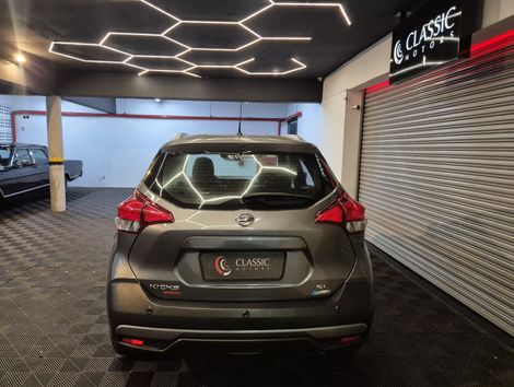 Nissan KICKS SL 1.6 16V FlexStar 5p Aut.