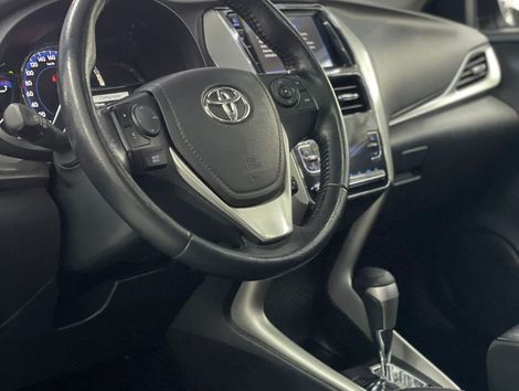 Toyota YARIS XLS Connect Sed. 1.5 Flex 16V Aut.