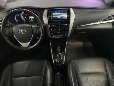 Toyota YARIS XLS Connect Sed. 1.5 Flex 16V Aut.