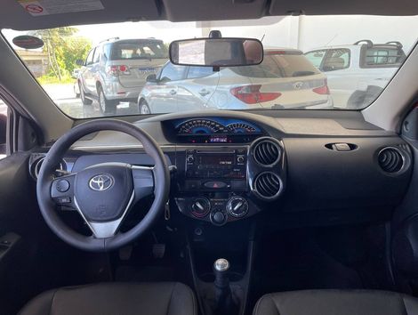 Toyota ETIOS XLS Sedan 1.5 Flex 16V 4p Mec.