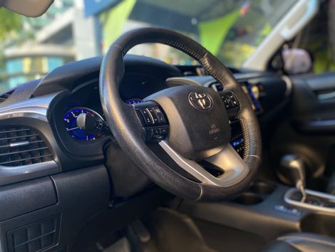 Toyota Hilux CD SRX 4x4 2.8 TDI 16V Diesel Aut.