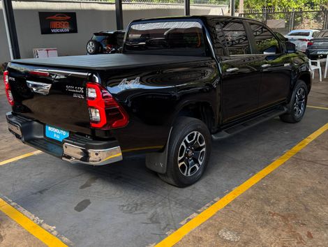 Toyota Hilux CD SRX 4x4 2.8 TDI 16V Diesel Aut.