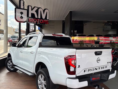 Nissan Frontier XE CD 4x4 2.3 Bi-TB Diesel Aut.
