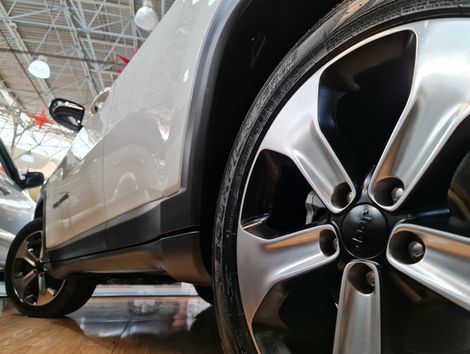Jeep COMPASS LONGITUDE 2.0 4x4 Dies. 16V Aut.