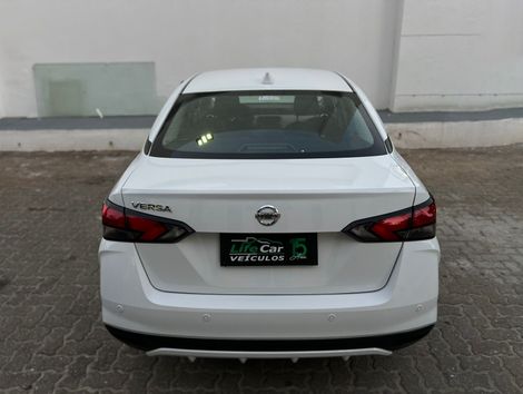 Nissan VERSA Sense 1.6 16V Flex Aut.