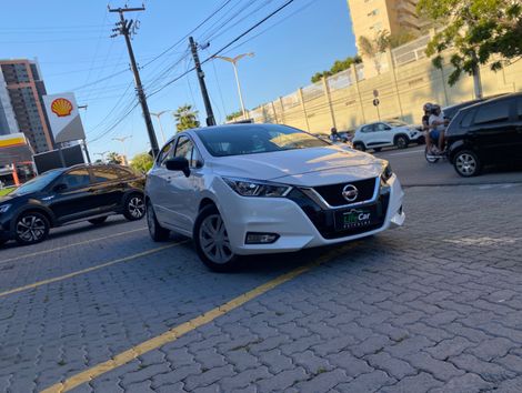 Nissan VERSA Sense 1.6 16V Flex Aut.