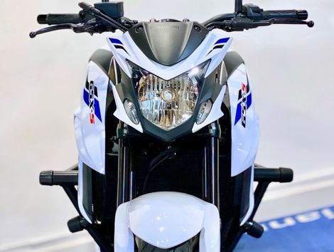 SUZUKI GSX-S 750