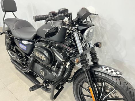 Harley XL 883N IRON