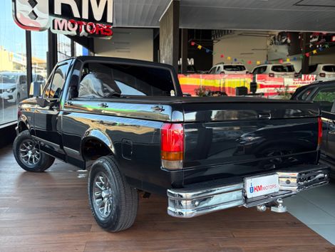 Ford F-1000 Lightning/ Super 4.9i
