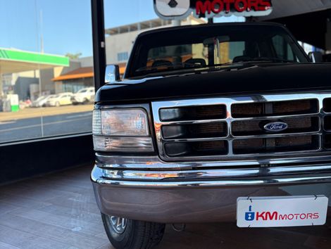 Ford F-1000 Lightning/ Super 4.9i