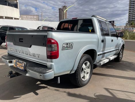 Chevrolet S10 P-Up Executive 2.4 MPFI F.Power CD