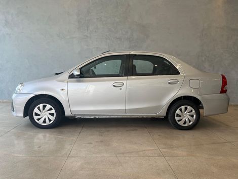 Toyota ETIOS XS Sedan1.5 Flex 16V 4p Mec.