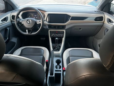 VolksWagen T-Cross Comfortline 1.0 TSI Flex 5p Aut.