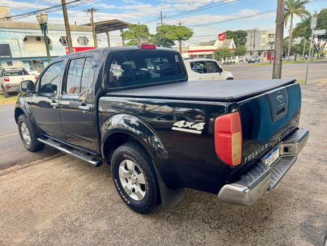 Nissan Frontier XE  CD 4x4 2.5 TB Diesel