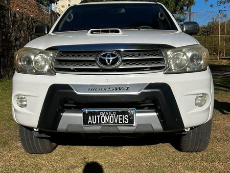 Toyota Hilux SW4 SRV D4-D 4x4 3.0 TDI Dies. Aut