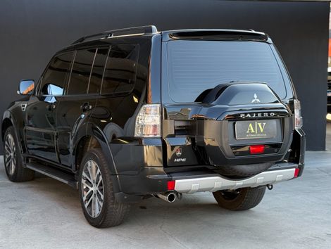 Mitsubishi Pajero HPE Full 3.2 4x4 T.I.Dies. 5p Aut