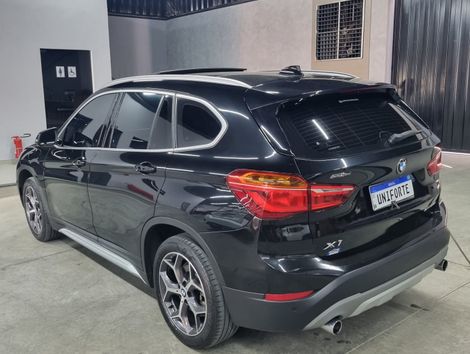 BMW X1 SDRIVE 20i X-Line 2.0 TB Active Flex