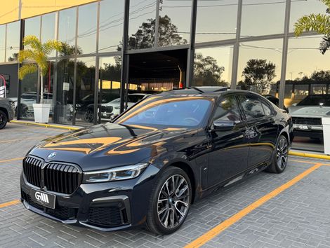 BMW 745Le M Sport Sedan 3.0 V6 Híbrido Aut.