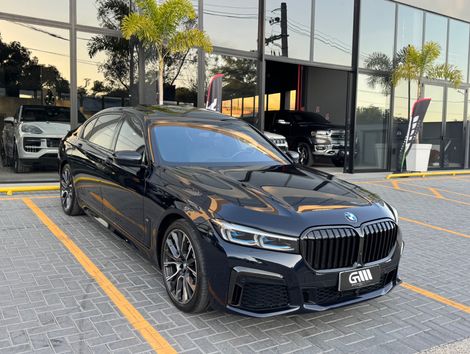 BMW 745Le M Sport Sedan 3.0 V6 Híbrido Aut.