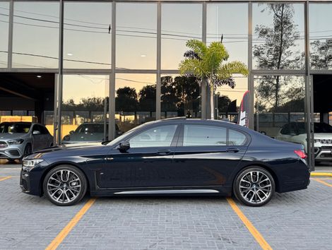 BMW 745Le M Sport Sedan 3.0 V6 Híbrido Aut.