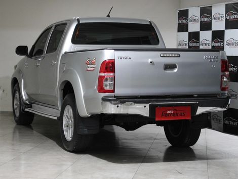 Toyota Hilux CD SRV D4-D 4x4 3.0 TDI Diesel Aut