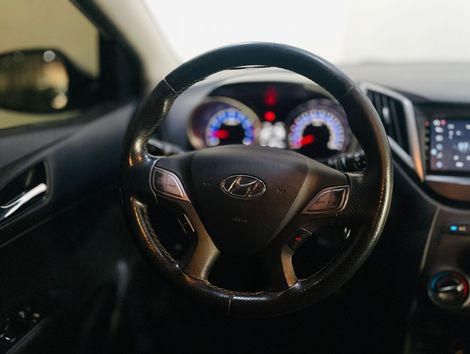 Hyundai HB20X Premium 1.6 Flex 16V Aut.