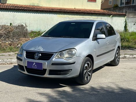 VolksWagen Polo Sedan 1.6 Mi Total Flex 8V 4p