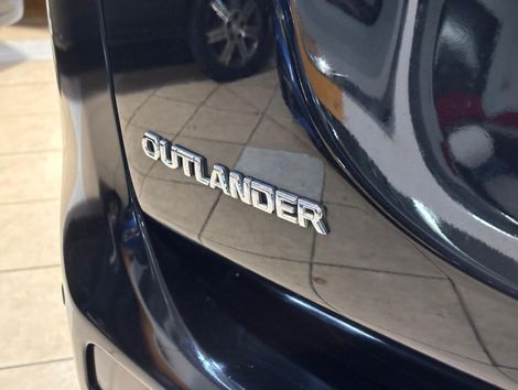 Mitsubishi OUTLANDER 2.0 16V 160cv Aut.