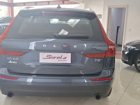Volvo XC 60 T-5 MOMENTUM 2.0 254cv AWD 5p