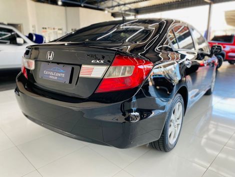 Honda Civic Sedan EXS 1.8/1.8 Flex 16V Aut. 4p