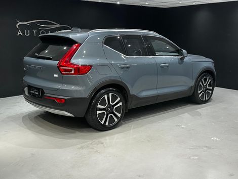 Volvo XC 40 T-5 HÍBRIDO MOMENTUM 1.5 262cv FWD