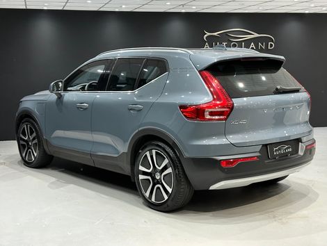Volvo XC 40 T-5 HÍBRIDO MOMENTUM 1.5 262cv FWD