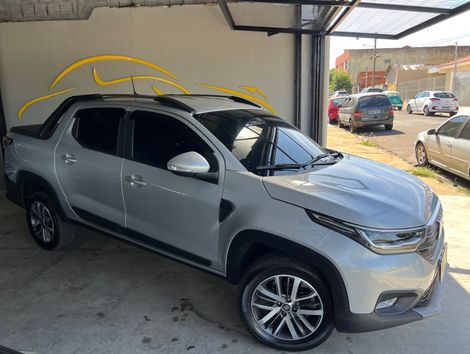 Fiat Strada Volcano 1.3 Flex 8V CD